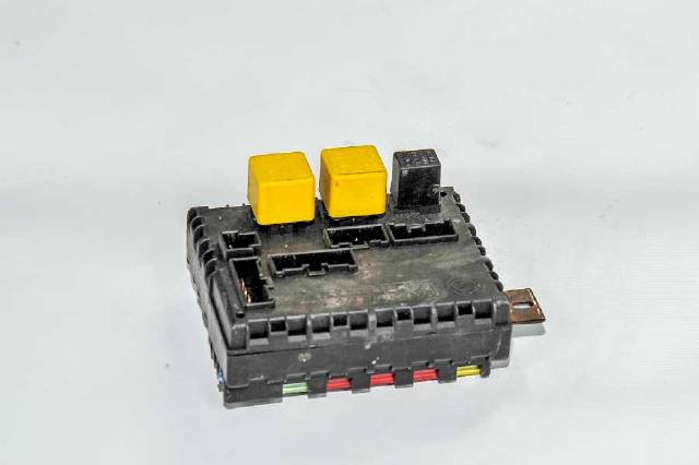 XF ÇIKMA YEDEK PARÇA SİGORTA KUTUSU_412